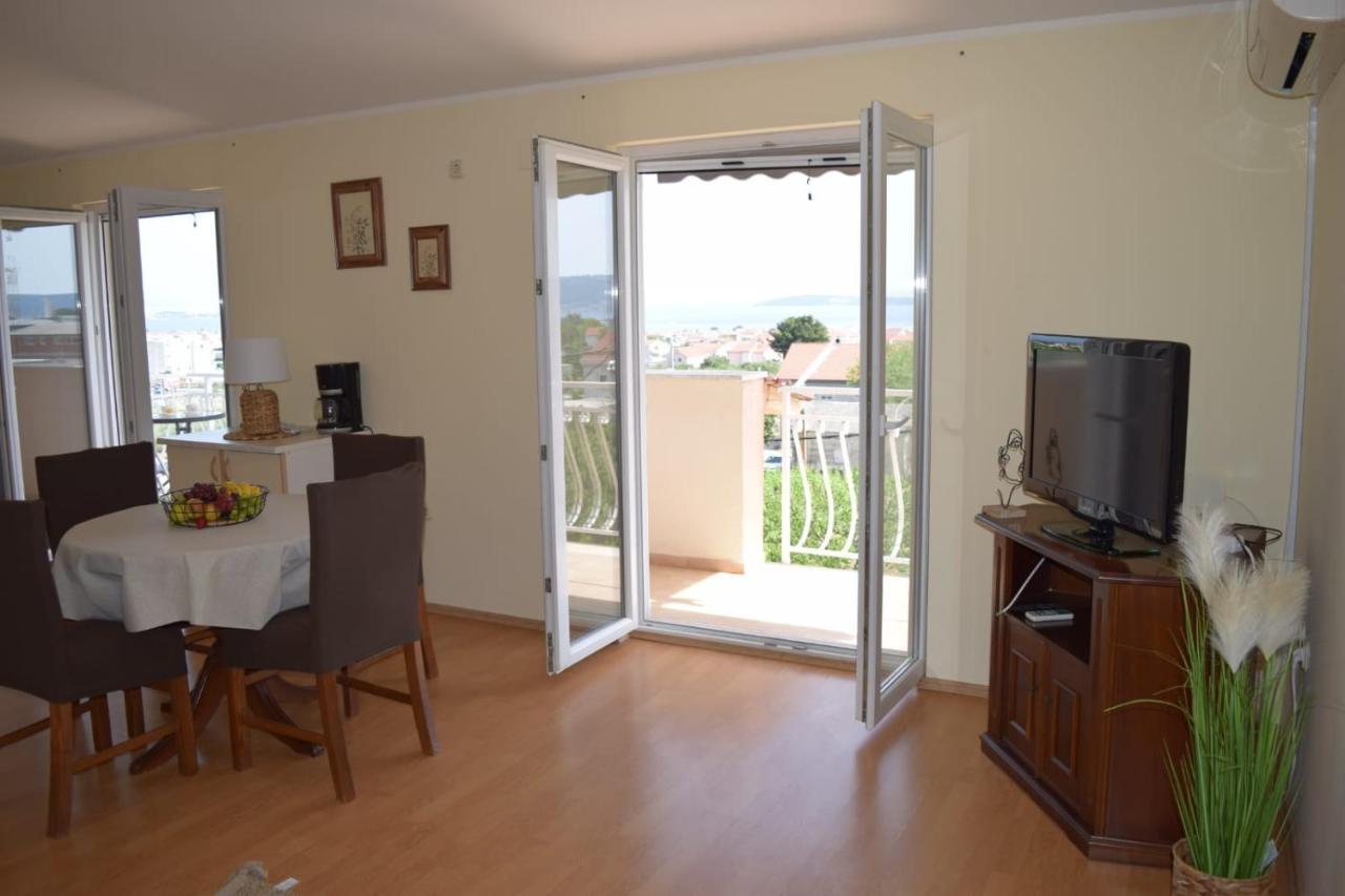 Apartments Marta Kaštel Novi Eksteriør bilde