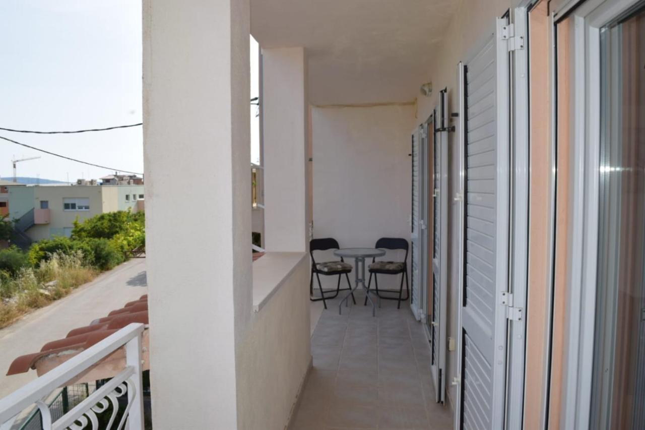 Apartments Marta Kaštel Novi Eksteriør bilde
