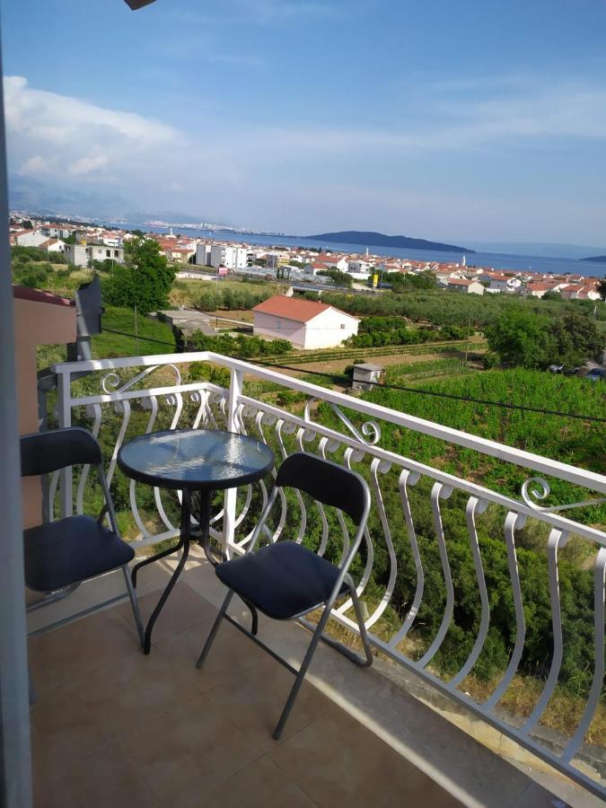 Apartments Marta Kaštel Novi Eksteriør bilde