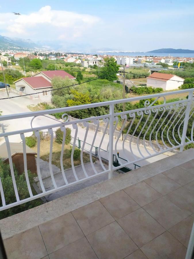 Apartments Marta Kaštel Novi Eksteriør bilde