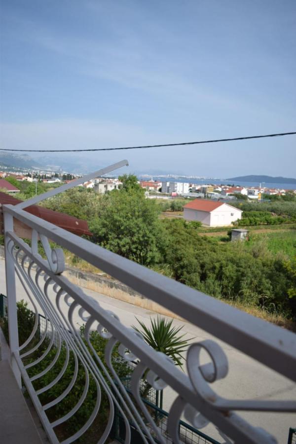 Apartments Marta Kaštel Novi Eksteriør bilde